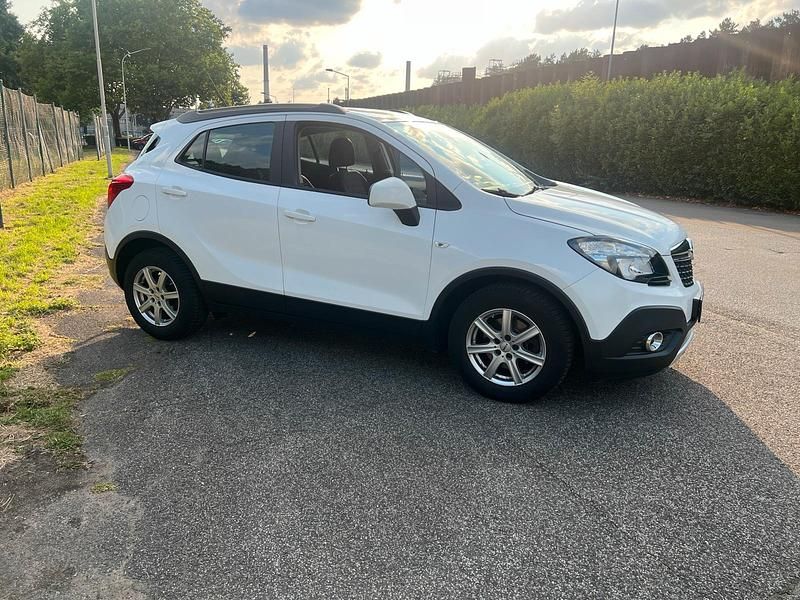 Weiß Gebraucht 2015 Opel Mokka SUV | 8.999 € - Bild 1/3