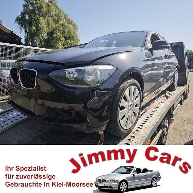 Schwarz Gebraucht 2012 BMW 116 Sport Line Kleinwagen | 3.799 € (Superpreis) - Bild 1/4