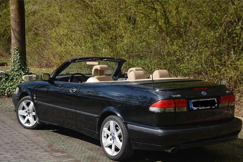 Używany Saab 9-3 Cabriolet 150 KM (110 kW) 2002 Czarny Kabriolet