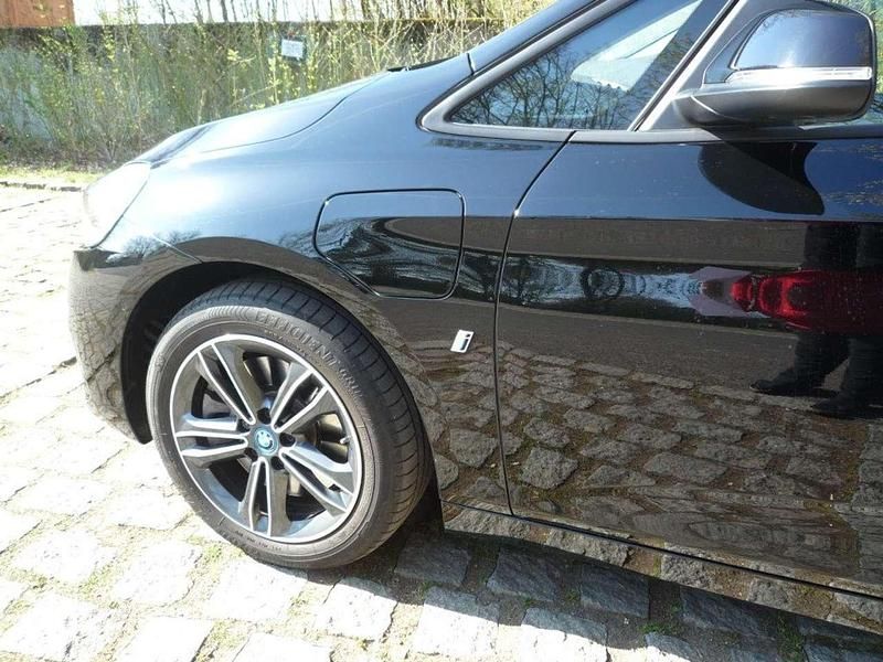 Gebraucht BMW 225 iPerformance 136 PS (100 kW) 2019 Schwarz Kombi