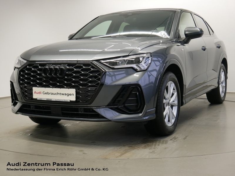 Grau Gebraucht 2022 Audi Q3 Sportback S-Line SUV | 33.130 € (Etwas zu teuer) - Bild 1/4