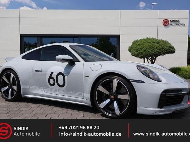 Grau Gebraucht 2023 Porsche 911 | 335.911 € - Bild 1/4