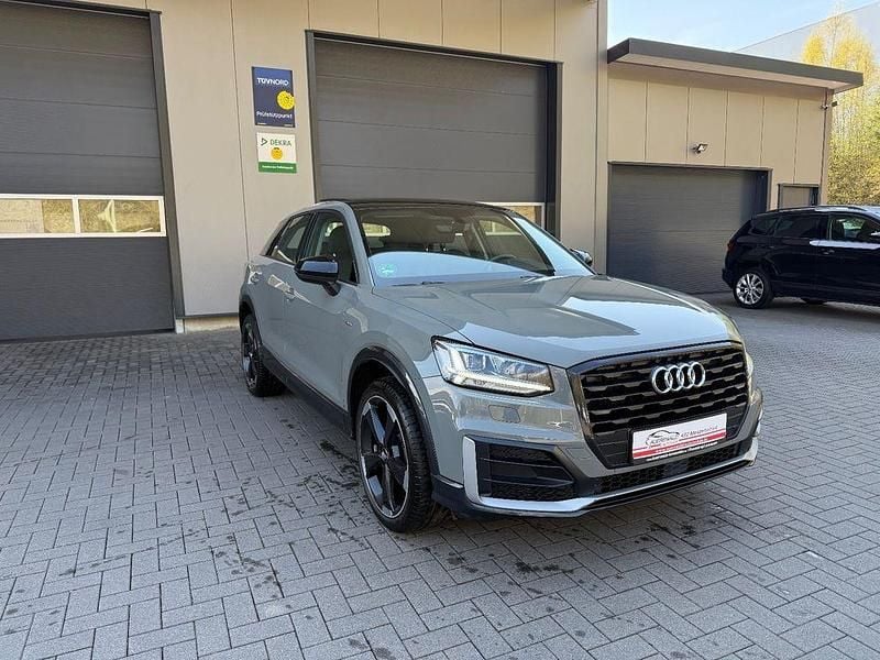 Usata Audi Q2 Design 150 CV (110 kW) 2017 Grigio SUV