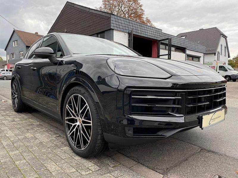 Gebraucht Porsche Cayenne 354 PS (260 kW) 2025 Schwarz SUV