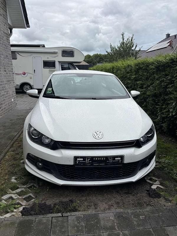 Weiß Gebraucht 2013 VW Scirocco Coupé | 8.999 € (Fairer Preis) - Bild 1/4