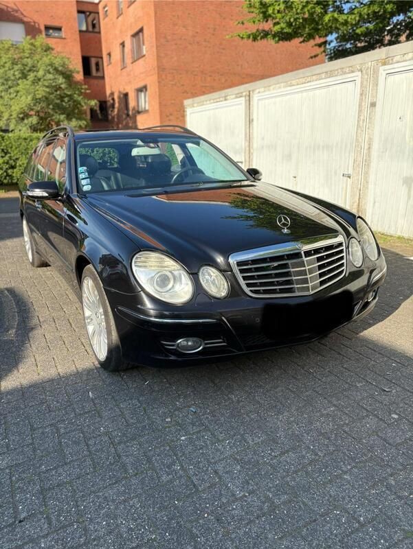 Schwarz Gebraucht 2007 Mercedes E320 Kombi | 4.150 € (Superpreis) - Bild 1/4