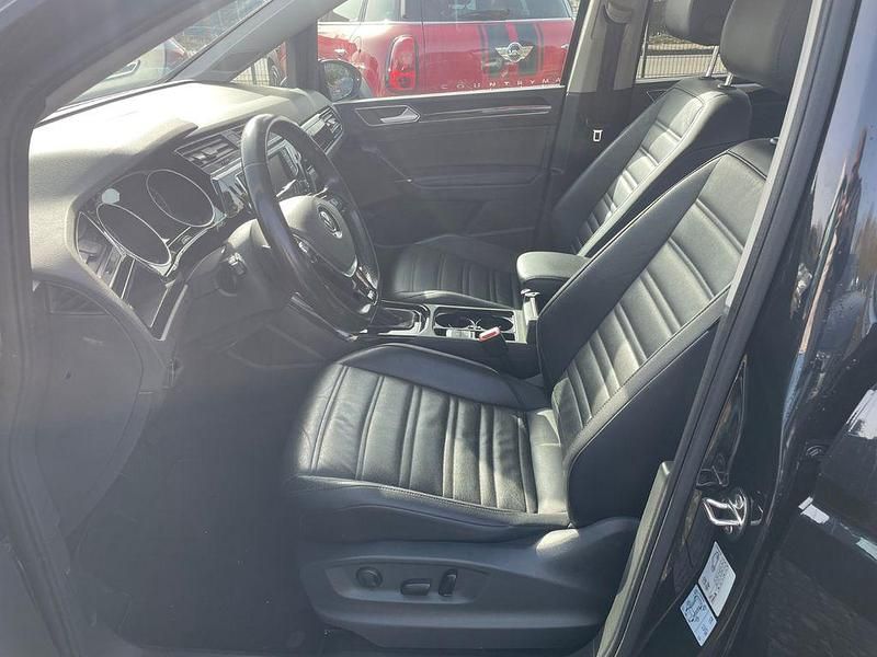 Gebraucht VW Touran Highline 190 PS (139 kW) 2016 Schwarz Van / Kleinbus