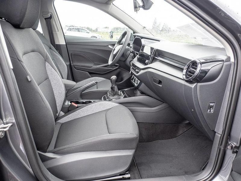 Neu Skoda Fabia Essence 80 PS (58 kW) 2025 Grau Kleinwagen