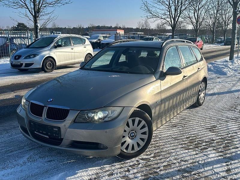 Gebraucht BMW 320 Sport Line 177 PS (130 kW) 2008 Beige Kombi