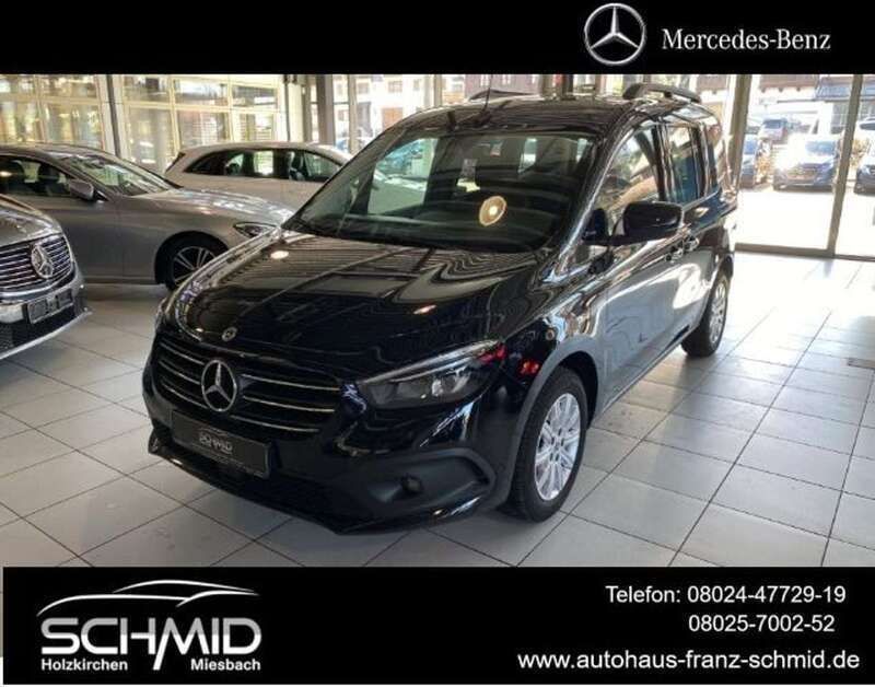 Loparitschwarz Gebraucht 2024 Mercedes T180 Progressive Van / Kleinbus | 29.999 € (Fairer Preis) - Bild 1/4