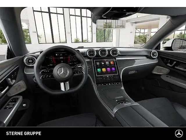 Gebraucht Mercedes CLE200 AMG line 204 PS (150 kW) 2026 Polarweiß uni Cabrio