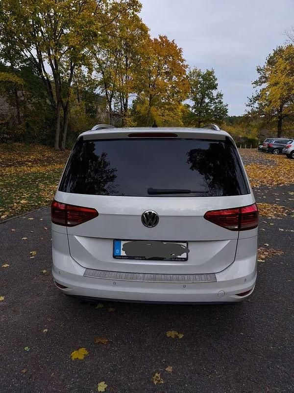 Gebraucht VW Touran Highline 150 PS (110 kW) 2016 Van / Kleinbus