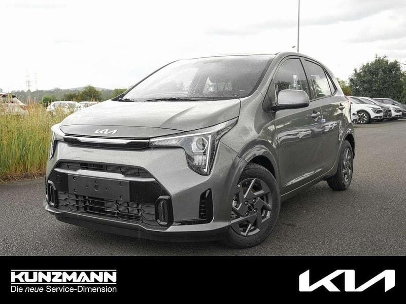 Astrograu metallic Gebraucht 2025 Kia Picanto Vision Kleinwagen | 17.189 € (Fairer Preis) - Bild 1/4