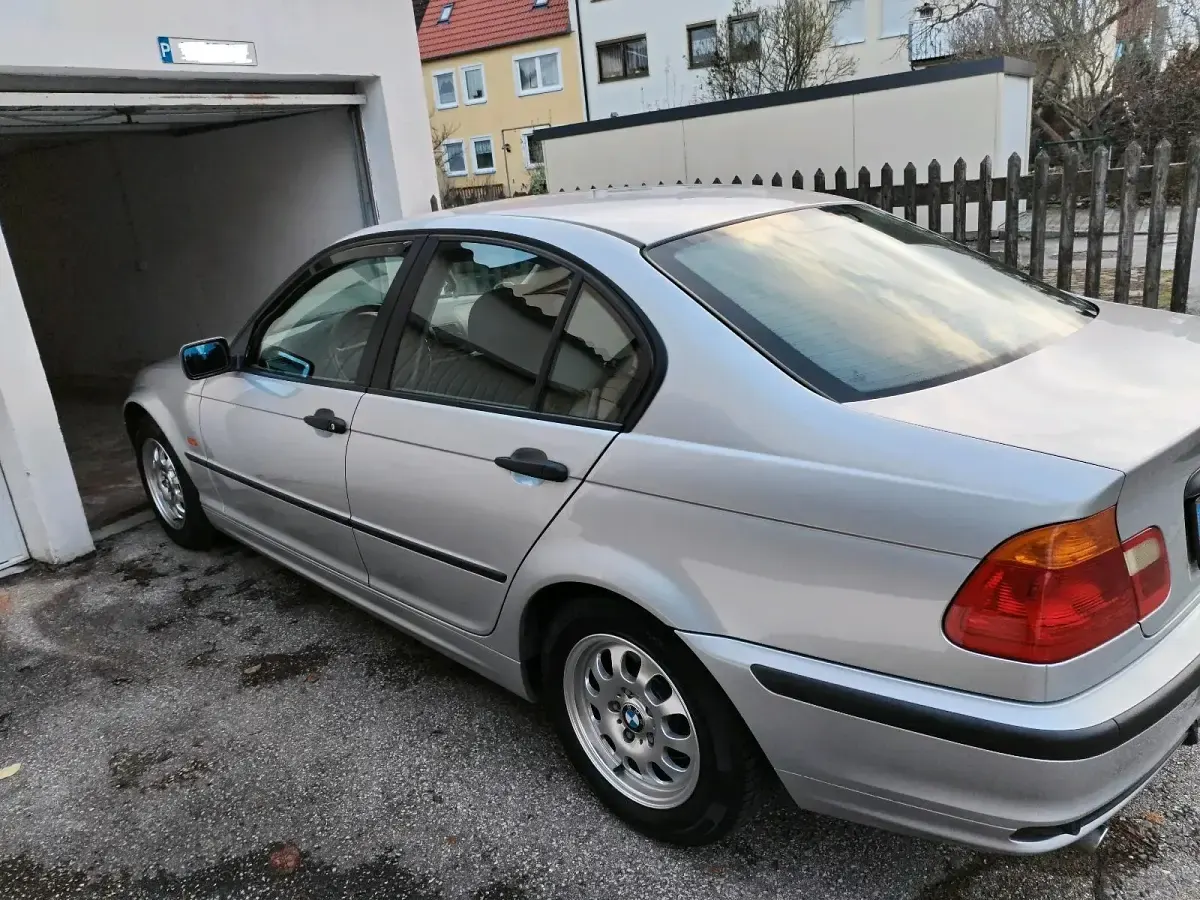 Gebraucht BMW 316 105 PS (77 kW) 2000 Grau Limousine