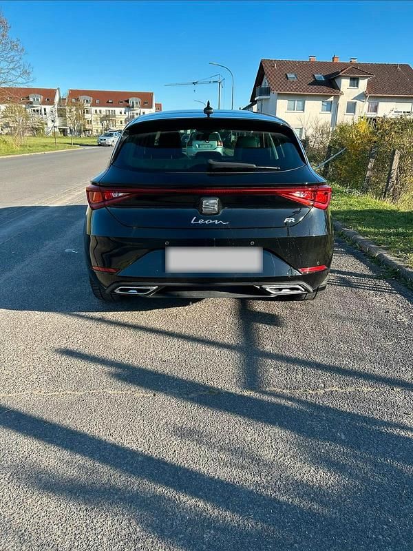 Gebraucht Seat Leon FR 150 PS (110 kW) 2021 Schwarz Limousine
