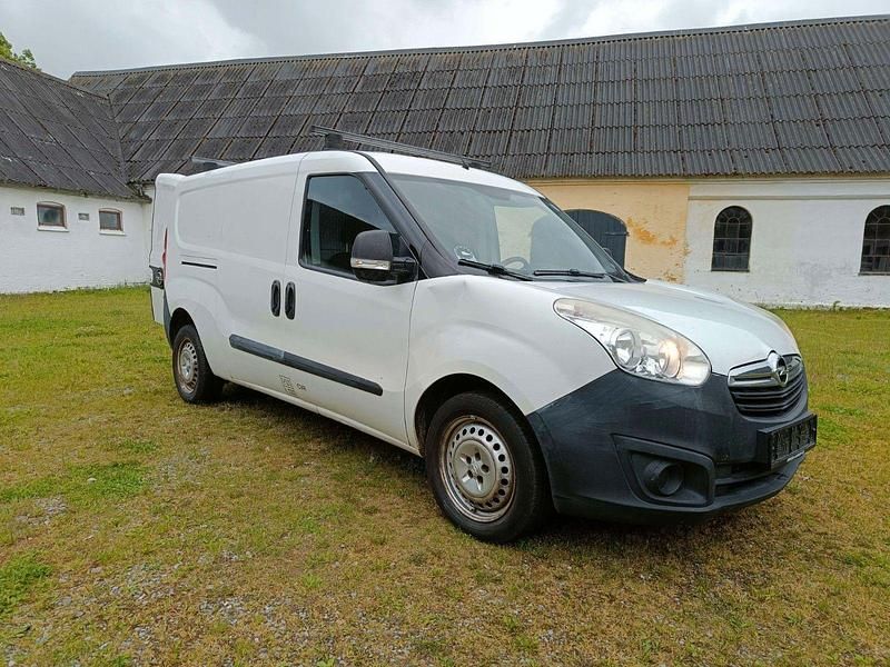 Gebraucht 2015 Opel Combo Edition Van / Kleinbus | 3.000 € (Guter Preis) - Bild 1/4