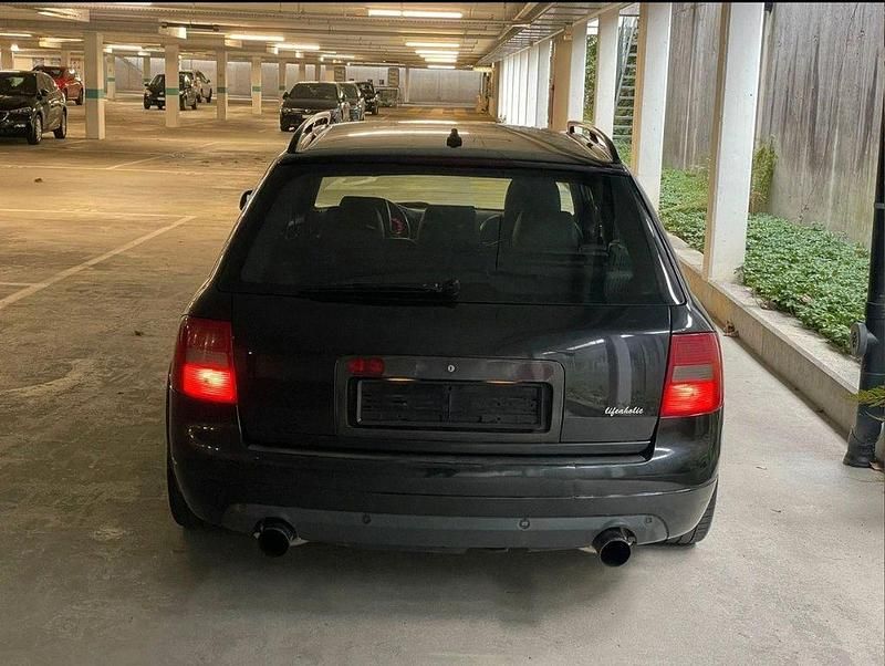 Gebraucht Audi S6 Ambiente 340 PS (250 kW) 2001 Schwarz Kombi