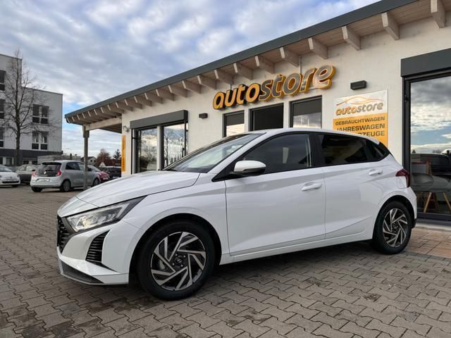 Atlas white Neu 2024 Hyundai i20 Select Kleinwagen | 16.585 € (Guter Preis) - Bild 1/4
