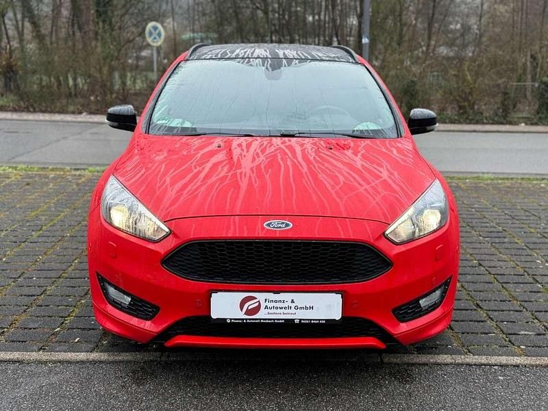 Gebraucht Ford Focus ST-Line 182 PS (133 kW) 2016 Race red Kombi