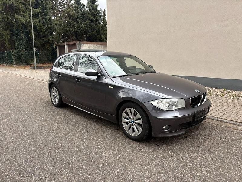 Gebraucht BMW 116 116 PS (85 kW) 2005 Sparkling graphite metallic Kleinwagen