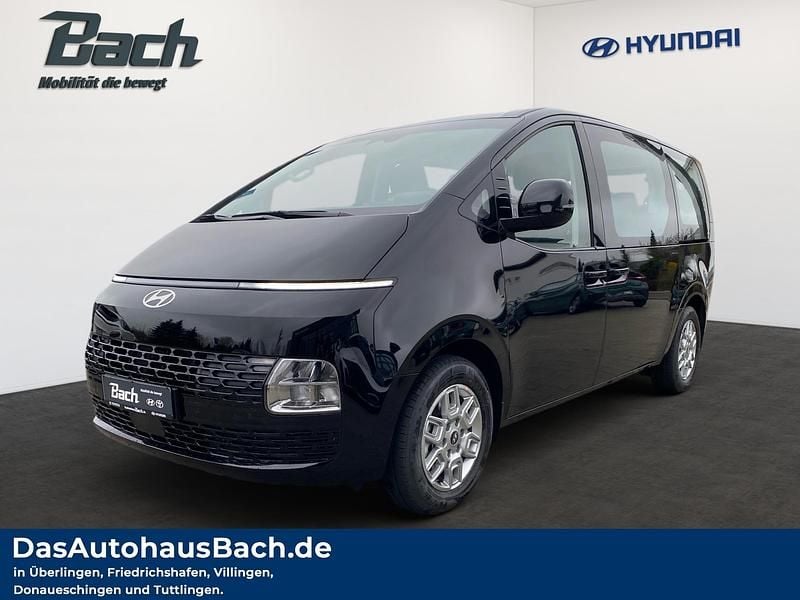Schwarz Gebraucht 2025 Hyundai Staria Trend Van | 47.290 € - Bild 1/4