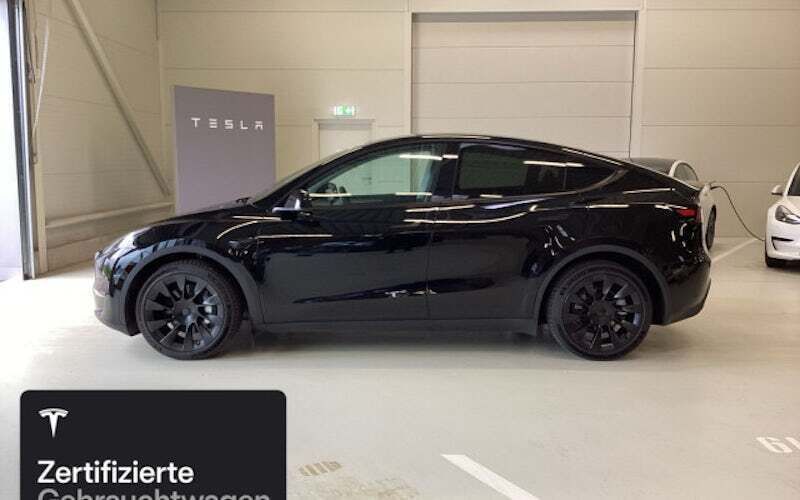Schwarz Gebraucht 2024 Tesla Model Y Long Range SUV | 42.300 € (Guter Preis) - Bild 1/4