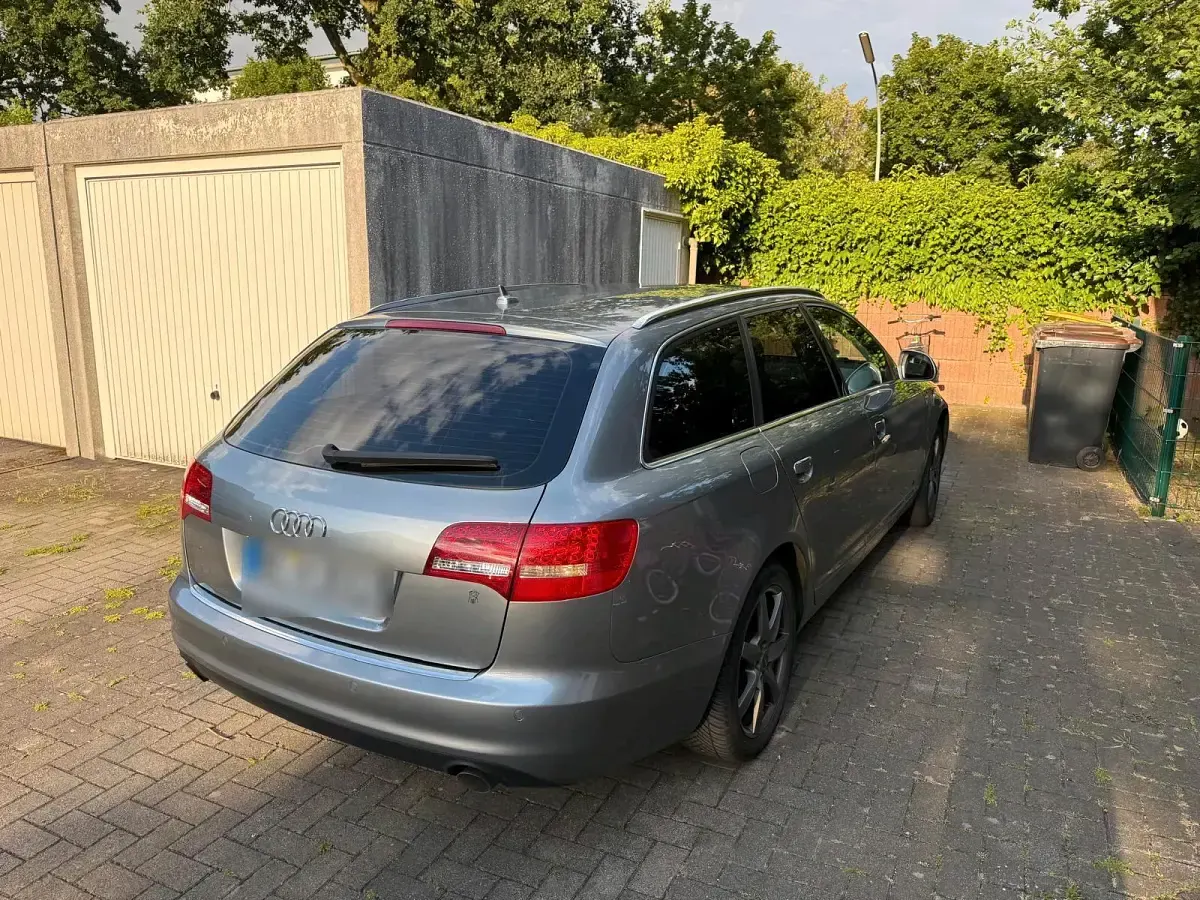 Gebraucht Audi A6 170 PS (125 kW) 2010 Grau Kombi