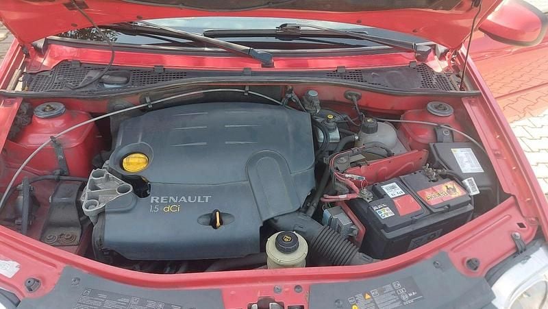 Rot Gebraucht 2009 Dacia Logan Limousine | 1.920 € (Fairer Preis) - Bild 1/4