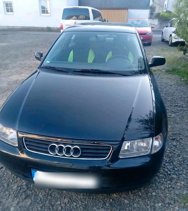 Schwarz Gebraucht 2000 Audi A3 Kleinwagen | 1.400 € (Fairer Preis) - Bild 1/4