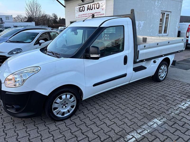 Colore esterno (weiß) Gebraucht 2013 Fiat Doblò Van / Kleinbus | 5.300 € (Teuer) - Bild 1/4