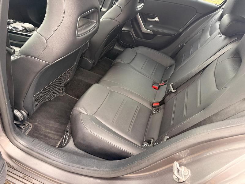 Gebraucht Mercedes A250 224 PS (164 kW) 2018 Grau Kleinwagen