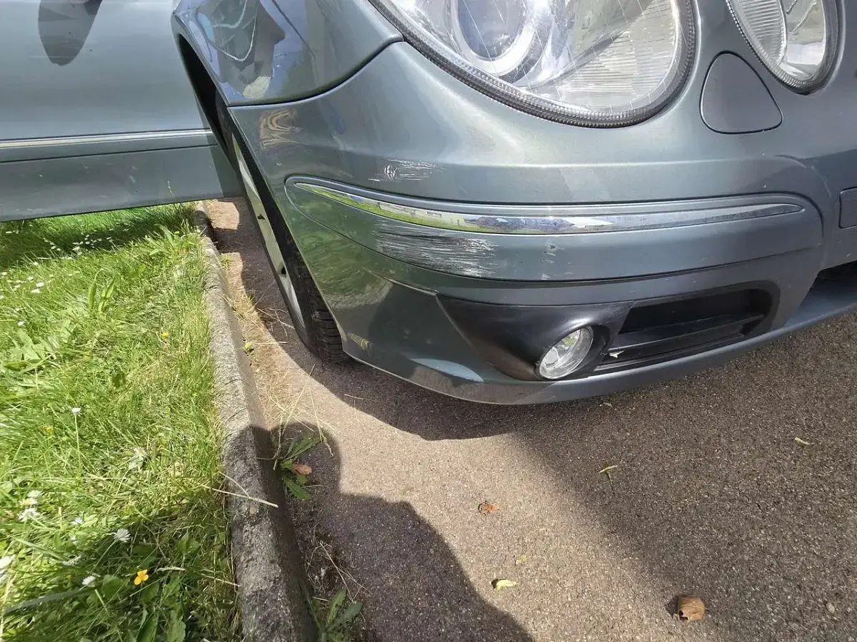Gebraucht Mercedes E320 Avantgarde 224 PS (164 kW) 2006 Kombi