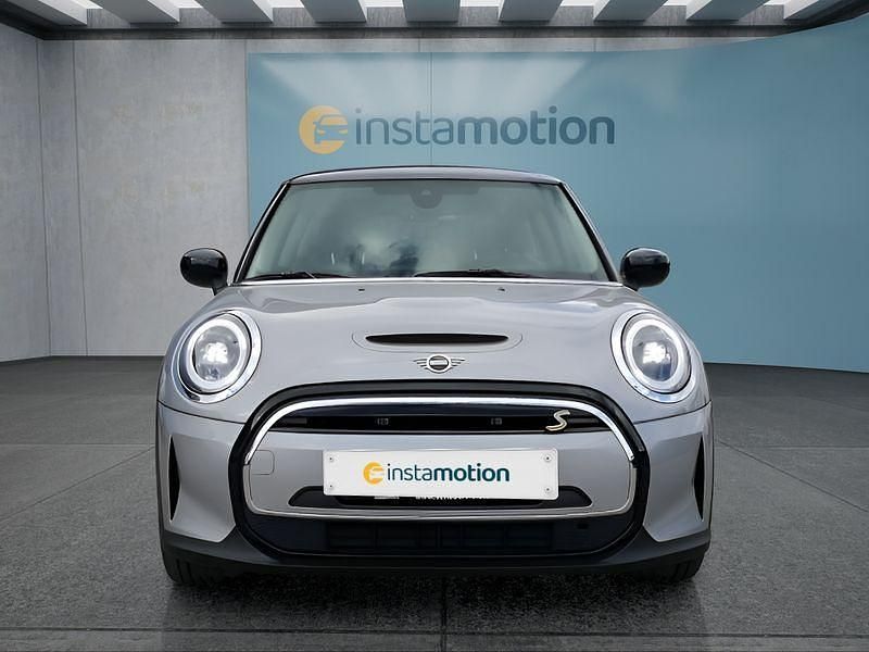 Gebraucht Mini Cooper SE Essential 135 kW (184 PS) 2023 Silber Kleinwagen