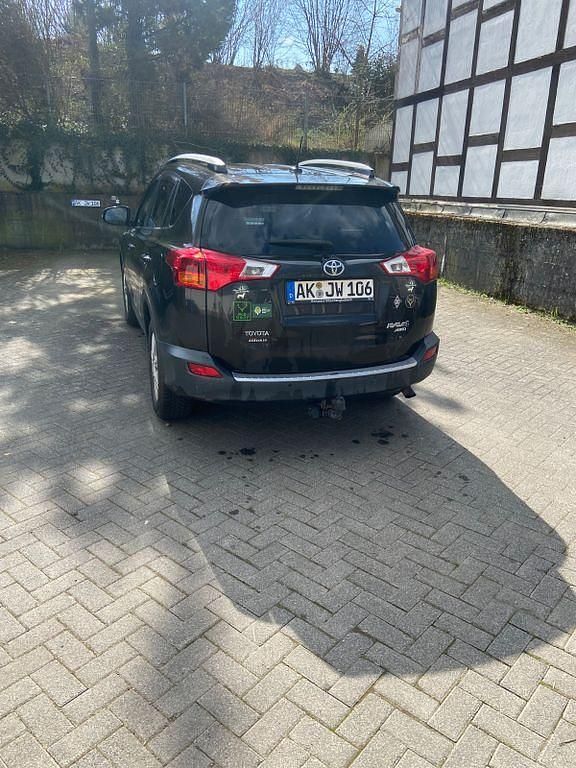 Gebraucht Toyota RAV4 Edition-S 150 PS (110 kW) 2014 Braun SUV
