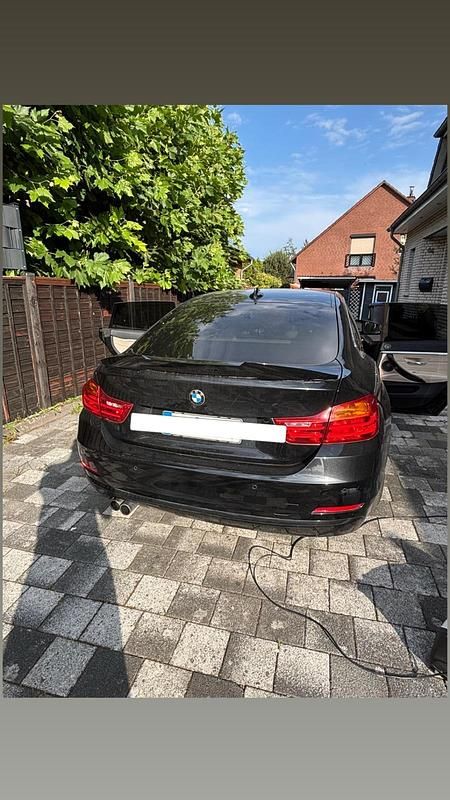 Schwarz Gebraucht 2015 BMW 428 Coupé | 20.300 € (Fairer Preis) - Bild 1/4