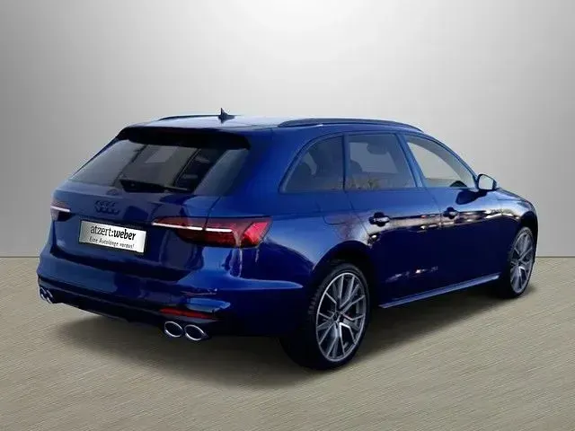 Gebraucht Audi S4 Ambiente 341 PS (250 kW) 2022 Navarrablau metallic Kombi