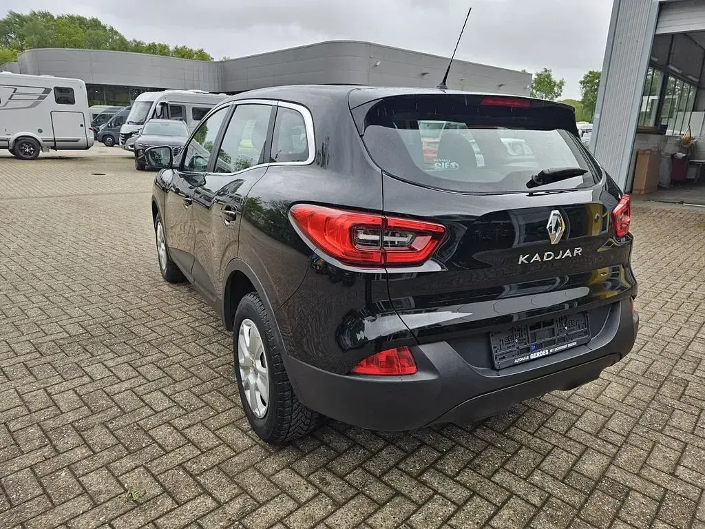 Gebraucht Renault Kadjar Life 140 PS (102 kW) 2019 Schwarz SUV