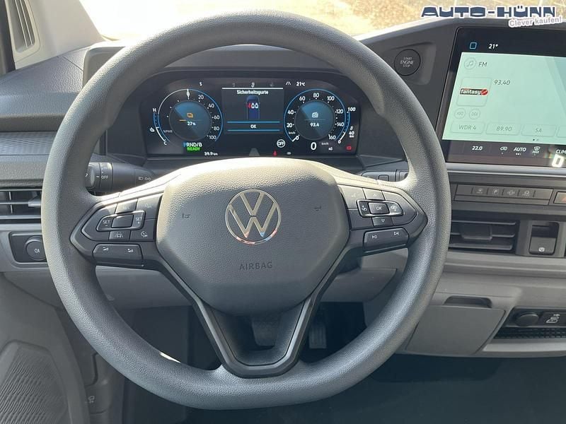 Neu VW T7 100 kW (136 PS) 2026 Clear white Van