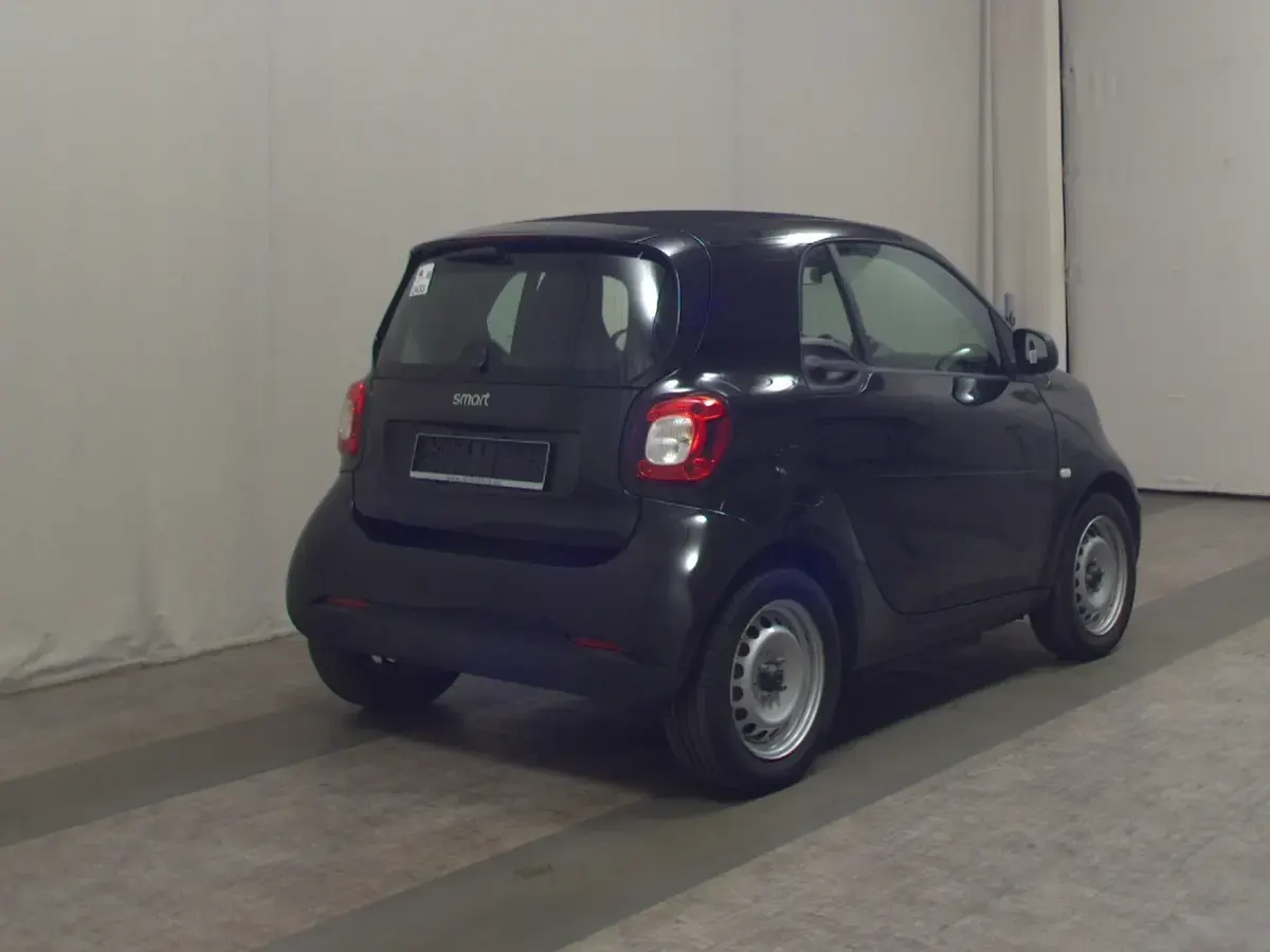 Gebraucht Smart ForTwo Electric Drive 60 kW (82 PS) 2022 Schwarz Coupé