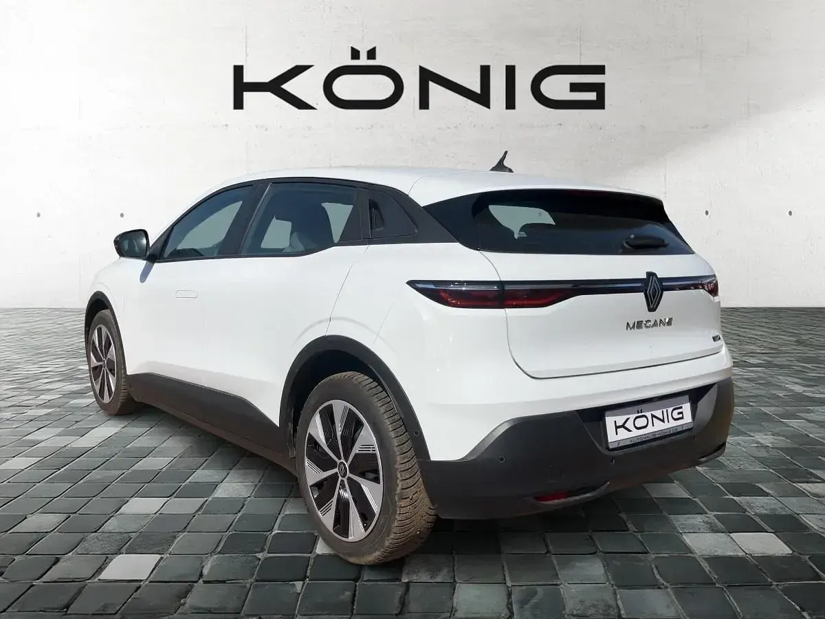 Gebraucht Renault Megane E-Tech Evolution 55 kW (75 PS) 2023 Weiß Limousine