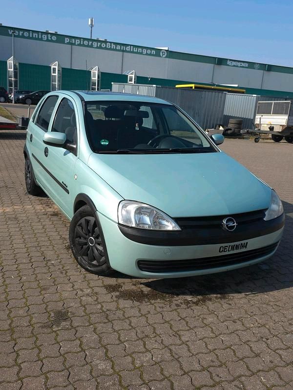 Gebraucht Opel Corsa Comfort 99 PS (72 kW) 2001 Grün Kleinwagen