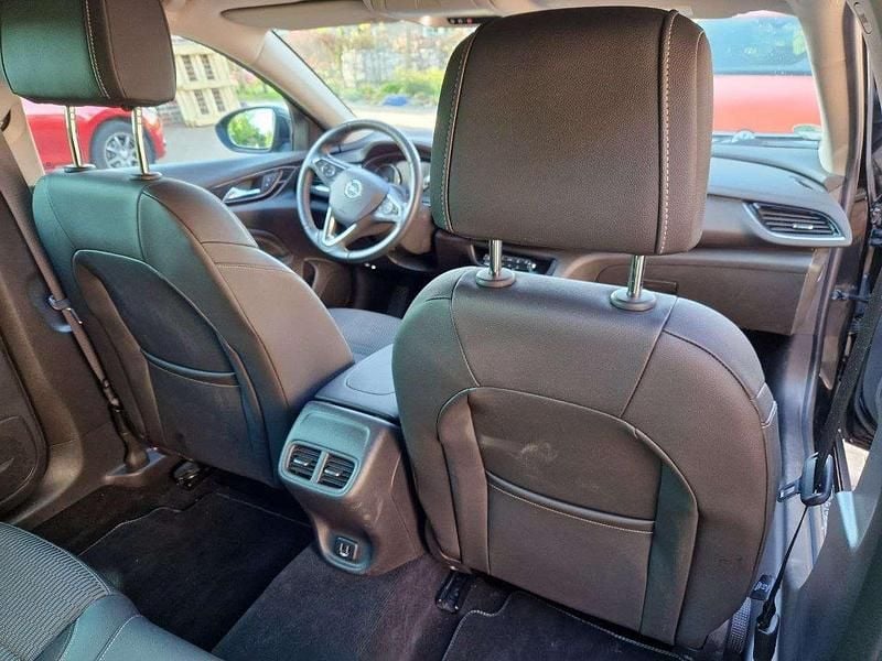 Gebraucht Opel Insignia Dynamic 170 PS (125 kW) 2018 Schwarz Kombi