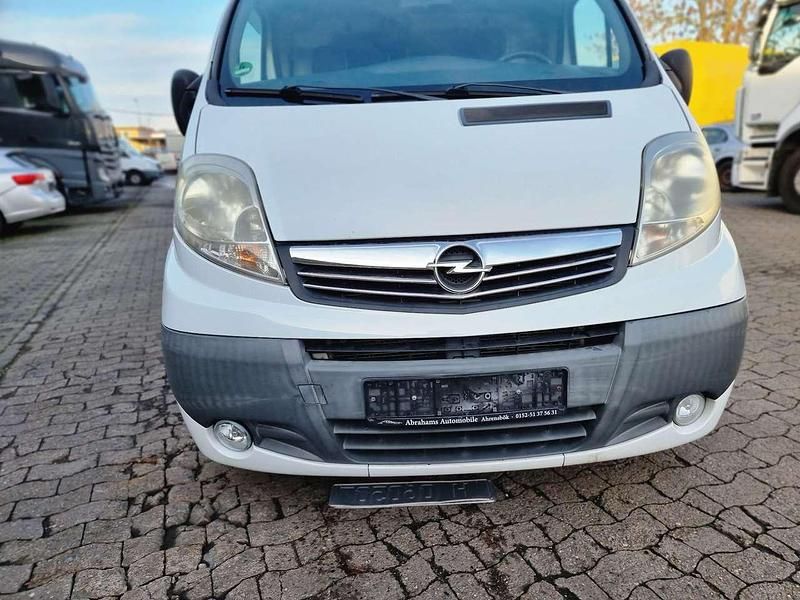 Weiß Gebraucht 2011 Opel Vivaro Van / Kleinbus | 5.600 € (Superpreis) - Bild 1/4