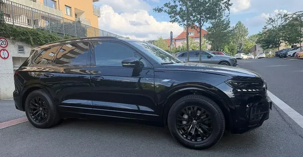 Gebraucht VW Touareg R-line 231 PS (169 kW) 2021 Schwarz SUV