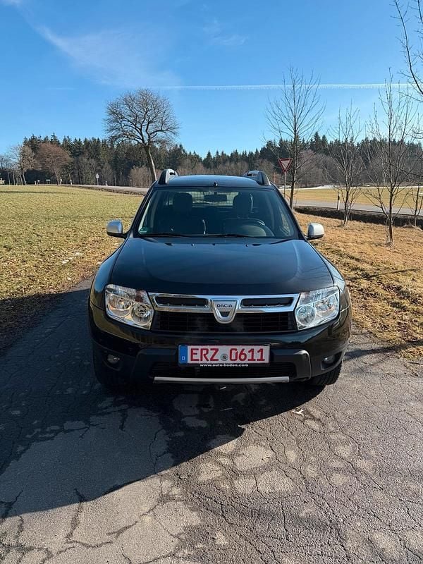 Używany Dacia Duster Prestige 105 KM (77 kW) 2011 Czarny SUV