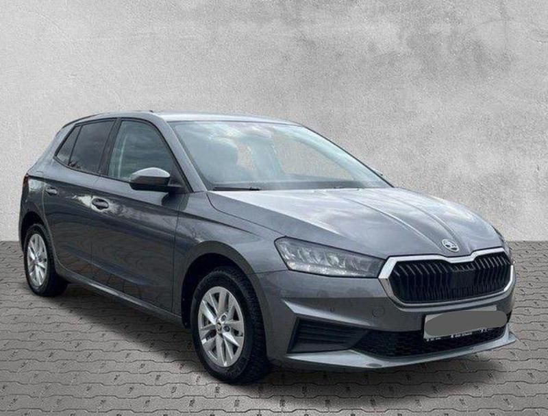 Gebraucht Skoda Fabia Ambition 95 PS (69 kW) 2023 Grau Kleinwagen