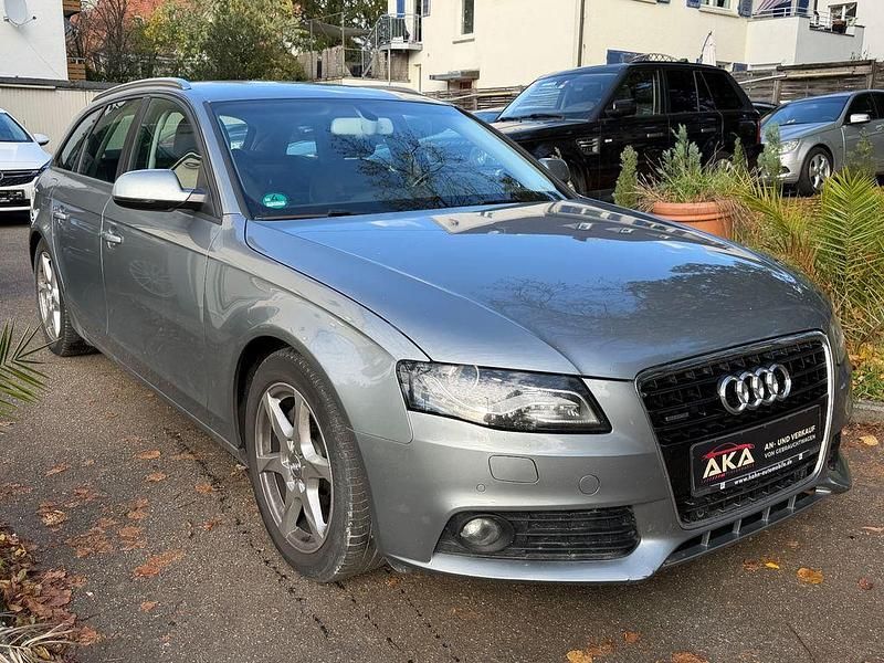Grau Gebraucht 2011 Audi A4 Sport Kombi | 7.550 € (Guter Preis) - Bild 1/4