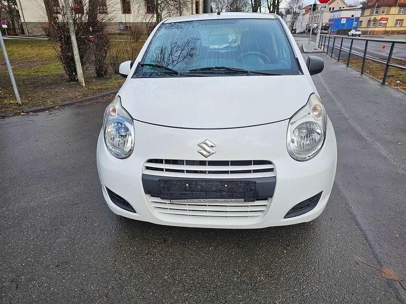 Gebraucht Suzuki Alto 68 PS (50 kW) 2011 Weiß Kleinwagen