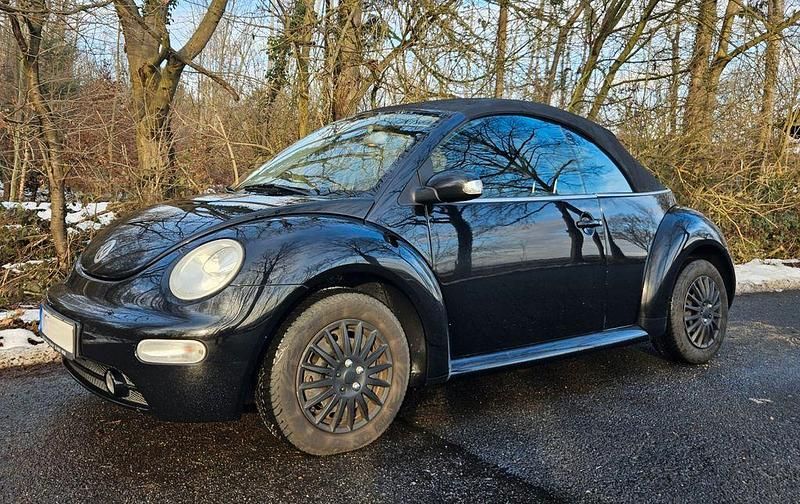 Gebraucht VW New Beetle 101 PS (74 kW) 2005 Schwarz Kleinwagen
