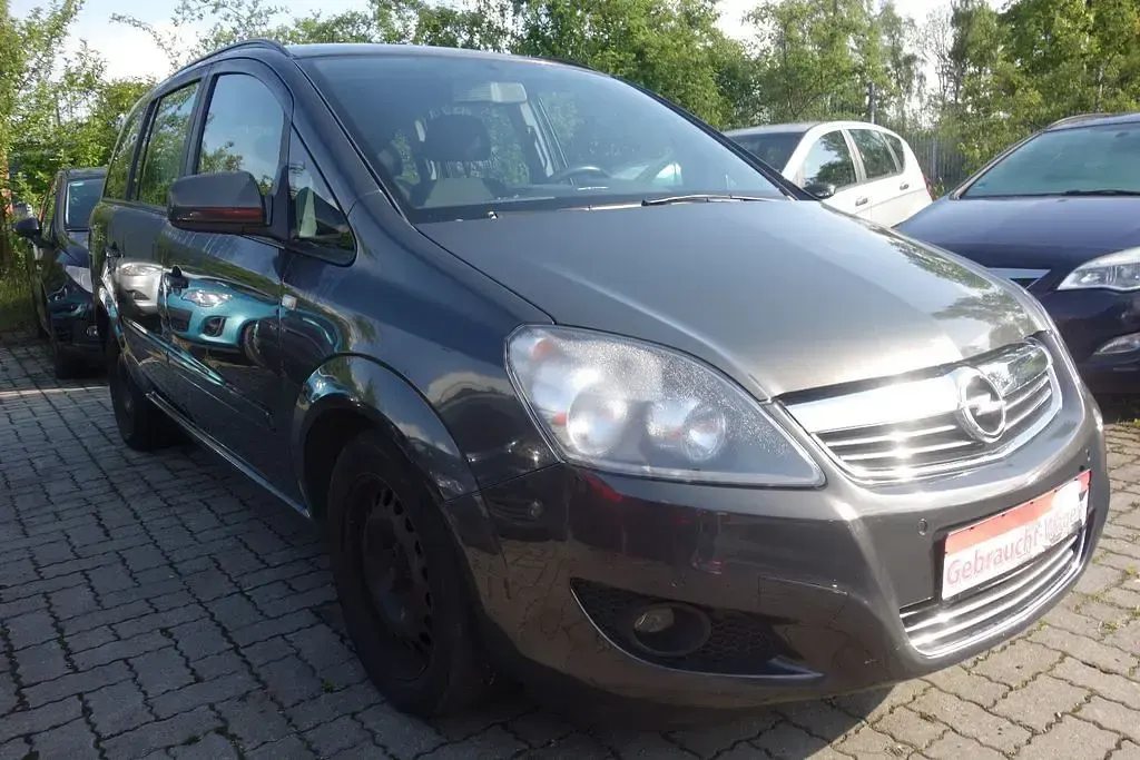 Gebraucht Opel Zafira Family 110 PS (80 kW) 2014 Grau Van / Kleinbus